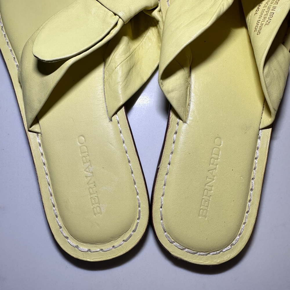 Bernardo x Anthropologie - ‘Lillian’ Thong Sandal - Picture 3 of 5